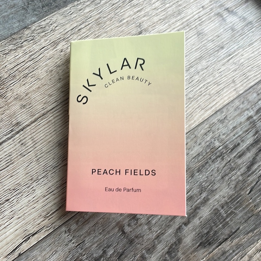 Skylar peach fields sample